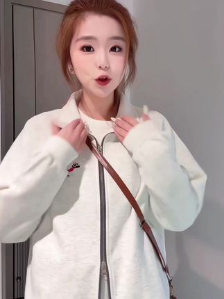 小狗刺绣外套女双拉链卫衣2025秋季新款立领开衫休闲百搭长袖上衣#学院风穿搭 #可爱风穿搭 #外套穿搭 #白色连衣裙小个子 #欧韩穿搭