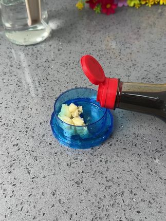 抢!2个 按压捻蒜盒家用压蒜器蒜泥器蒜蓉器捻蒜盒搅蒜小工具