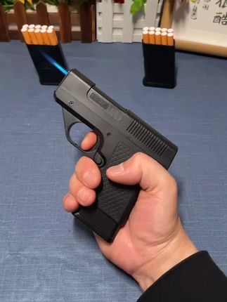 #男人的玩具 网红爆款枪型烟盒可换弹夹烟盒打火机一体防风蓝焰粗中细通用烟盒#打火机 #二合一#好物推荐🔥