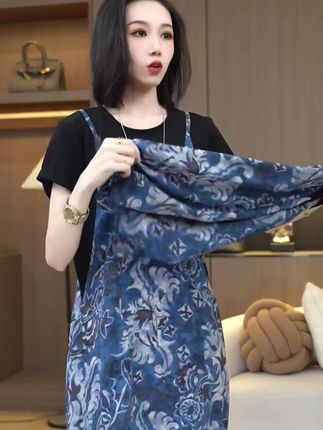 假两件设计感宽松短袖显瘦裙子女2025夏季新款时尚气质法式连衣裙#夏季新款#谁穿谁好看#洋气减龄遮肉显瘦#面料柔软舒适 #时尚