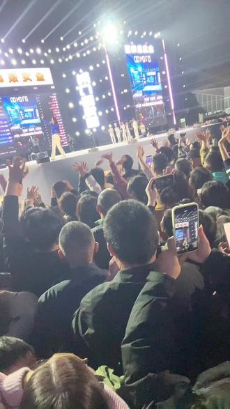 老顽童分享唐艺直播现场#第18届金龙泉感恩漳河日#金龙泉好水源酿好啤酒@金龙泉啤酒 @金龙泉啤酒英博金龙泉酒类专卖店 #唐艺