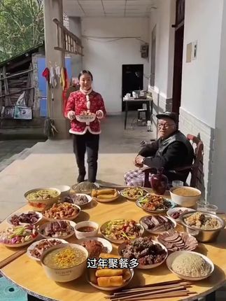 有了这个#一次性桌布 过年聚餐再也不用擦油腻腻的桌子了解放双手,年底了,趁现在价格合适多囤点#方便又实用