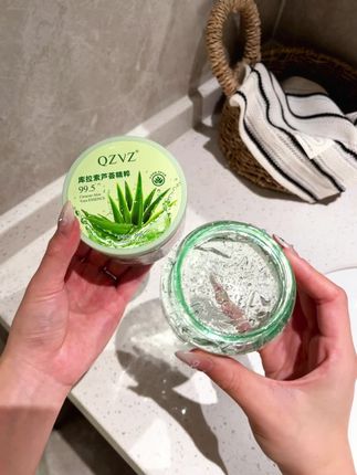 日常护肤、军训热晒、户外运送的都来试试这芦荟胶!#芦荟胶#军训必备#护肤#好皮肤养出来#在抖音入手的好东西收