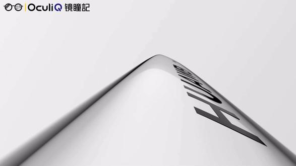 华为智能眼镜功能使用指南 【秒连手机】
开盖即连超方便!打开眼镜盒,手机“智慧生活”APP立刻弹窗,点一下秒配对。
【手势操控黑科技】
不用掏手机!听歌时双击镜腿播放/暂停,前后滑动就能切歌。来电双击接听,长按直接拒接。唤醒语音助手也只需长按镜腿。这才是真智能!