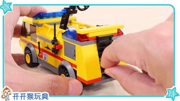 怎么用积木搭建可爱的消防车?