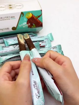 金帝薄荷巧克力棒,纯可可脂打造,中秋佳节送礼,美味零食传递温情!#美食 #吃货 #根本停不下来