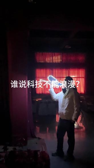 谁说科技不能浪漫? 仿生蝴蝶环绕练习 #仿生蝴蝶 #婚礼蝴蝶 #蝴蝶 #婚礼策划 #备婚攻略