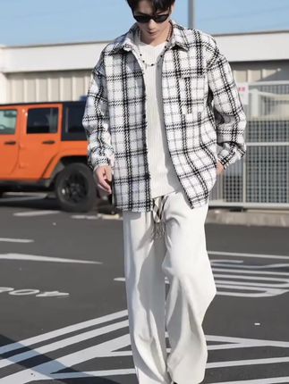 降温了!秋天外套安排上这件小香风外套!好看又帅气!#男生穿搭 #高级感穿搭 #小香风外套 #秋冬穿搭 #ootd穿搭