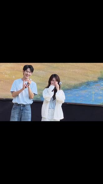 完整版来咯
不知道为啥有点卡
期待这个黄小希和陈立宇~
#黄皮树下#宋昕冉#黄小希#张炯敏#陈立宇