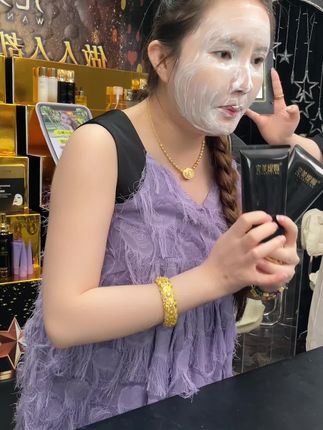不要小看洗面奶 毛孔清洁真的非常重要 清洁不到位 后面再贵的护肤品都补不进去啦 #氨基酸洗面奶 洗掉毛孔里的脏东西和多余的油脂 让皮肤干干净净#洗面奶