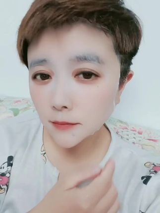 生活赐予我们什么,我们都全盘接受,所以我们不需要羡慕任何人!