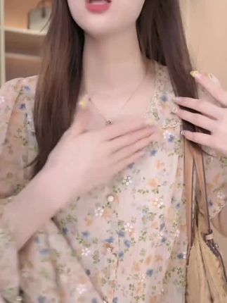 方领碎花短袖雪纺衬衫女2025夏季新款时尚百搭宽松遮肚子防晒 #显瘦穿搭 #修身显瘦 #ootd穿搭 #穿搭