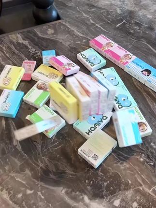 记住不要单买!要一幅一幅加入购物车然后合并付款才是十盒半年抛。