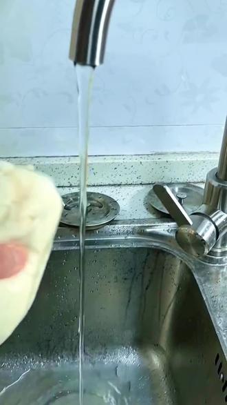 馒头和鸡蛋就能做披萨!奶香浓郁真的简单又好吃 #马年吉祥 #芝士 #披萨 #馒头披萨