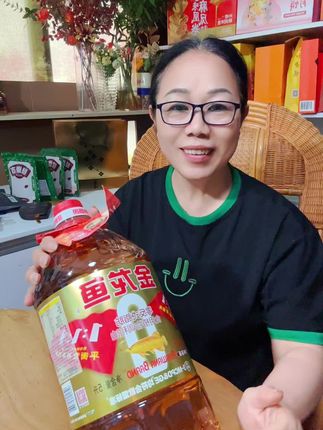 #金龙鱼 1:1:1:黄金比例更营养更均衡,#粮油#金龙鱼黄金比例调和油 炒菜香又好吃#食用油 好吃不贵,经济实惠,#强烈推荐