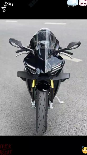 张雪500RR更换加高风挡教程 张雪500RR改装加高风挡 #张雪500RR #张雪500RR改装