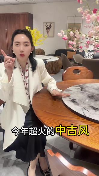 如果你也在随州,如果你也需要买家具,不妨到我们工厂来看看 我们是随州家具源头工厂,这里有高颜值的沙发,茶几,电视柜,餐桌和实木床,最主要价格还实惠,款式还很多,#赶紧过来挑选吧,#随州万千床垫厂 #随州家具哪家好 #随州家具工厂