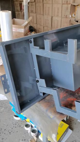 沃得锐龙收割机滚筒侧盖改装铝合金梯子挂板跳板架子带工具箱挂架