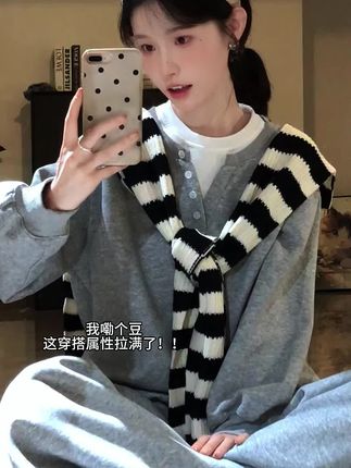 穿搭属性拉满!#夏末初秋过渡也要穿得有巧思#衣服基础穿搭不基础#素颜穿搭如何摆脱土气感#挑战和闺蜜互买穿搭#CKKOR穿搭