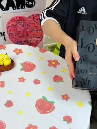 超浪漫的礼物!哪个女孩子不喜欢呀!#七夕礼物 #送女友礼物推荐 #浪漫礼物