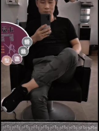 笑容可以瞒过别人,可心痛却骗不了自己