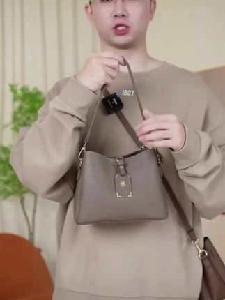 #水桶包#单肩包#斜挎包#单肩斜挎包#气质包包