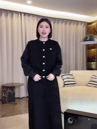 #每日推荐 #显高显瘦 #每天分享更新 #高级感穿搭 #套装显瘦穿搭