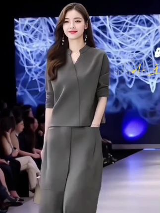 #优雅气质 #女神穿搭 #轻奢女装 #高级感穿搭 #高端女装