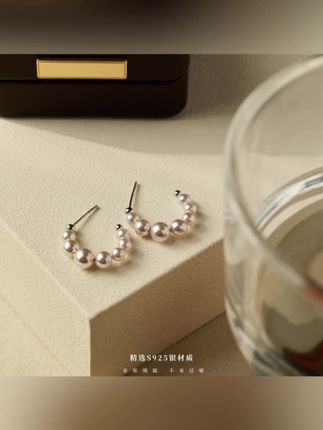 #精美耳饰 修饰脸型买它!戴上耳真的太美了! #精致女人必备 #美出高级感 #高级感耳环耳钉推荐 #饰品搭配
