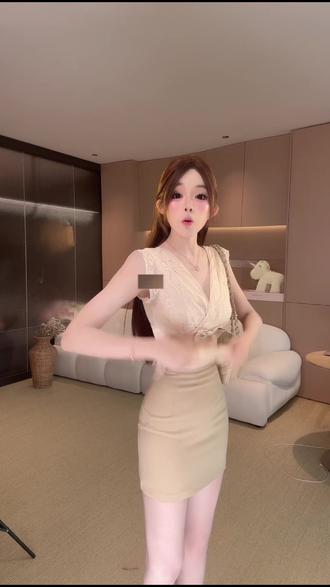 显瘦气质无袖上衣短裙套装 #女装穿搭 #女装推荐 #显瘦穿搭 #气质穿搭
