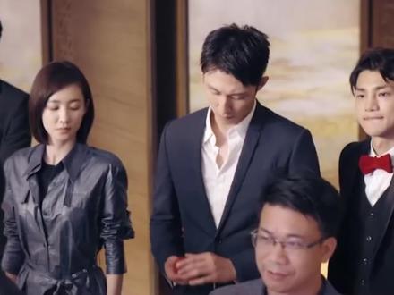 侯爵突然大闹前女友婚礼现场