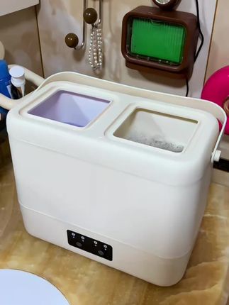 双筒内衣洗衣机,一个洗内裤,一个洗袜子,洗的还贼干净#便携洗衣机 #双筒洗衣机 #迷你洗衣机