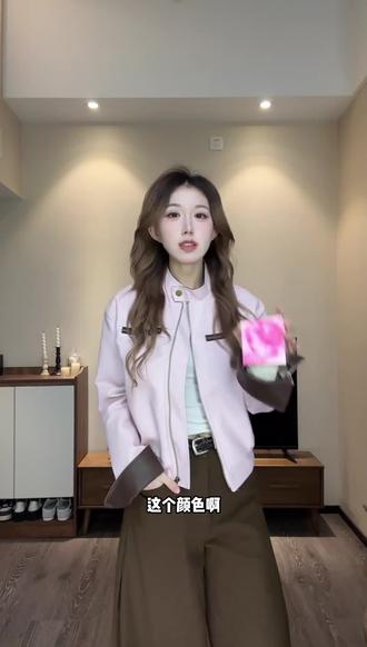 复古港风粉色皮衣外套女2026年秋季新款酷飒独特超好看休闲夹克 #高级感穿搭 #氛围感穿搭 #慵懒风穿搭 #穿搭不重样 #显白才高级