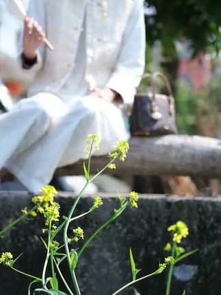 秋风送爽,丹桂飘香,让我们一起享受这美好的季节!🍂🌺#秋分 #夜光莲花 #香囊 #香囊挂件