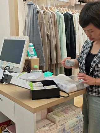 关键是我能当上省长不😂😂😂#实体经营 #上栗明月幂姿#防臭袜