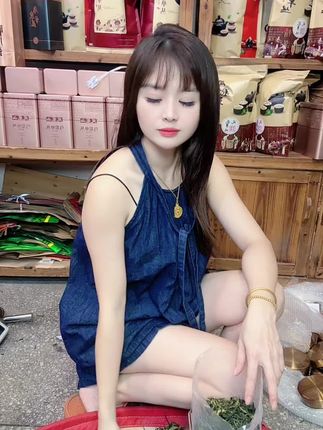 #茶叶 #凤凰单丛 #口感非常好 #知茶懂茶 #中秋送礼 中秋送礼,选择抽湿鸭屎香