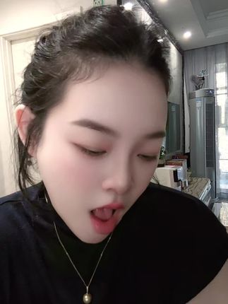 哈哈哈🤣哥哥喜欢粗暴的!