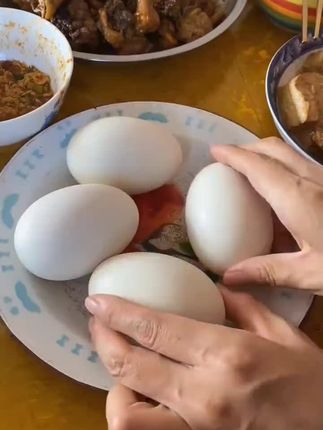新鲜散养的大饿蛋,好吃不贵营养高#鹅蛋#散养鹅蛋#土鹅蛋#营养丰富