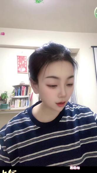 朝暮相伴终不悔。细水长流共此生
#诗词名句赏析 #诗词