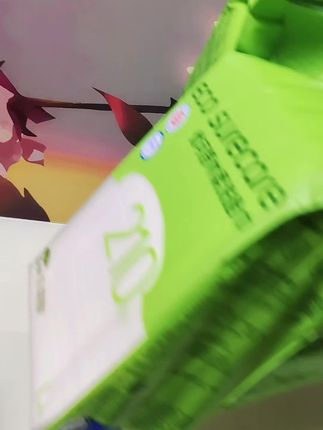 我也不想买啊,可他是优可舒洗脸巾,真的太好用了,面巾又大又厚又吸水,还是母婴适用的。,姐妹们赶紧囤起来#洗脸巾 #好物推荐🔥 #母婴好物 #优可舒 #强烈推荐