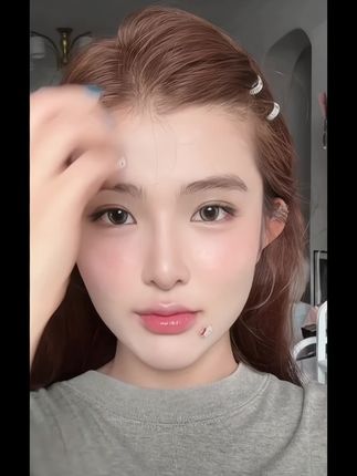 细软塌想要高颅顶的姐妹赶紧来学这个夹法!谁加夹谁好看!#美出新高度 #发型教程#发卡 #好物推荐