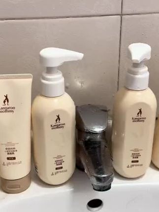 怀孕后前三个月很重要,很多孕妈都没有注意,如果家里洗发水有这几个成份就不要再用了#袋鼠妈妈洗发水#孕妇洗发水#孕期
