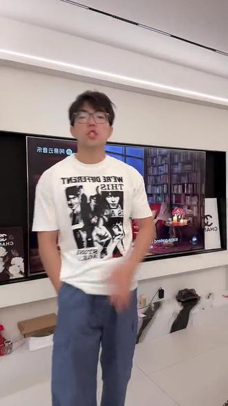“滚石乐队"重磅索罗娜凉感正肩收领口收腰线小众印花T #奢潮 #男装 #正肩t恤 #印花t恤男 #潮男