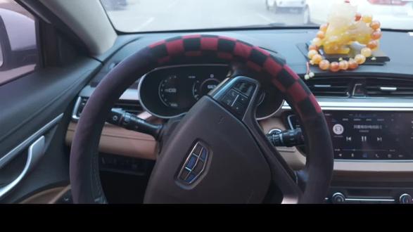 说不上来什么状态,心事越来越多,话越来越少,就是很累,开心时,空气都是甜的,心烦时,喘口气都觉得重……#热门 #大学生#vlog十亿流量扶持计划 #打工@DOU+小助手 @抖音小助手