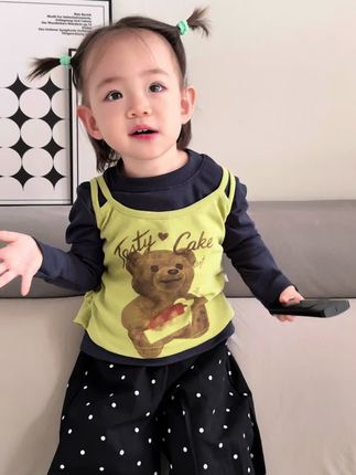 韩系感满满的小套装,真的太好看了#我的女孩👧🏻 #生个女儿就要这样穿 #萌娃穿搭 #韩系穿搭 #高品质童装