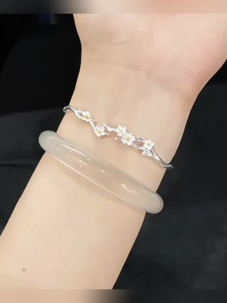 足银手镯 茉莉花莫离手镯开口女生轻奢小众精致高级感礼物送女友#手镯 #礼物推荐 #好物分享