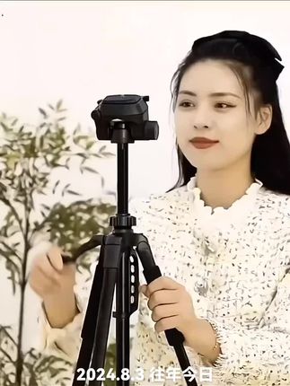 手机支架直播拍摄摄影三脚架可伸缩网红拍视频拍照自拍多功能神器#懒人手机支架 #直播支架 #手机支架推荐 #户外用品 #好货推荐 @DOU+上热门 @巨量算数小助手