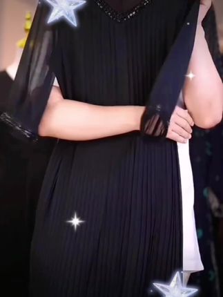 C36黑色V领水钻XW3宽松连衣裙女装连衣裙显瘦长款#谁穿谁好看系列 #显瘦穿搭 #好物推荐🔥