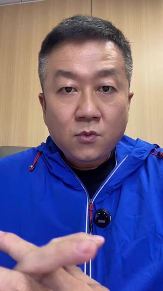 为什么新零售的家具店进去之后有种说不出的感觉,今天大宾哥聊聊我认为很关键的几个灵魂产品,可以称得上是主角台柱子。大家认同吗?#源氏木语 #林氏家居 #大宾哥家具新零售 #家具 #618 @毒舌大宾哥