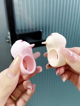 赶紧给家里门把手上套一个防撞垫#防撞贴 ,可以防撞消音还可以保护墙面#防撞垫#强烈推荐 #防撞